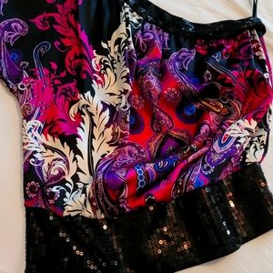 BEBE multicolor print, one shoulder flutter sleeve top